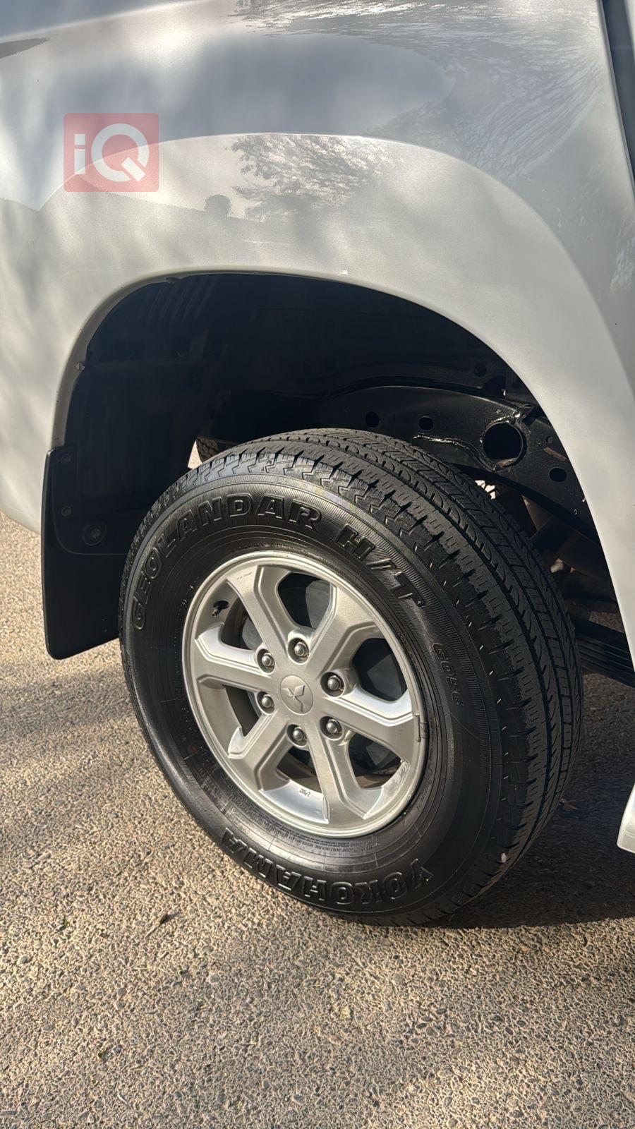 Mitsubishi L200